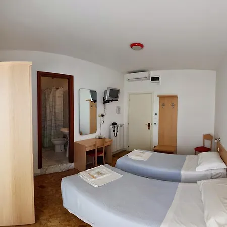 Hotel Anita 3*