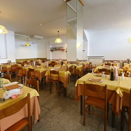 Anita Hotel 3*