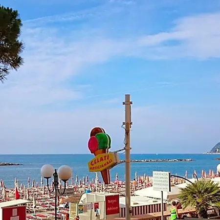 Anita Hotel 3*